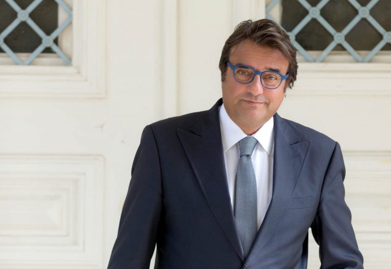 Απάντηση από τους … δήθεν σε κάποιους ….
