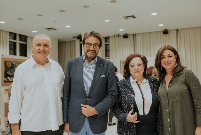Στα εγκαίνια της πρώτης ατομικής έκθεσης του Μαρουσιώτη φωτογράφου- εικαστικού Χρ. Ασφή εκπροσωπήθηκε ο Δήμος Αμαρουσίου