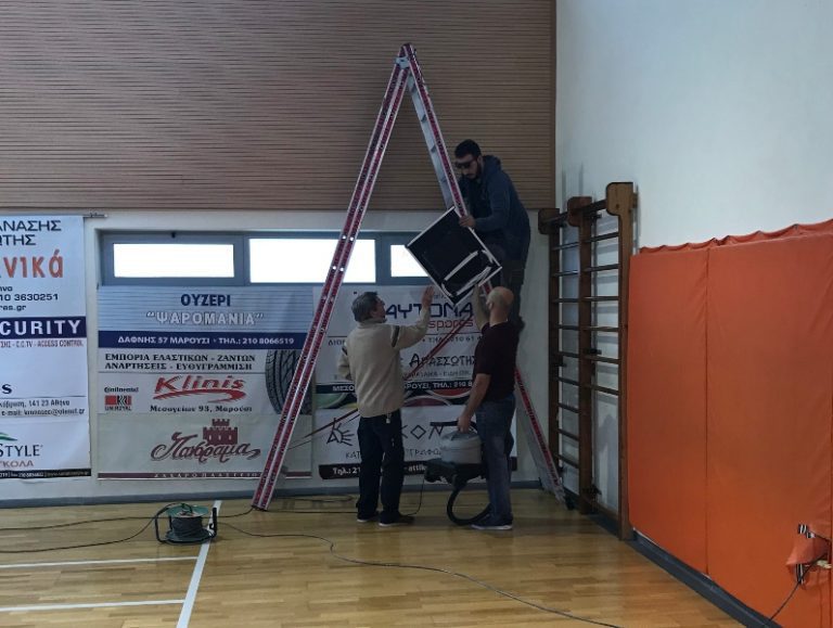 Άρχισαν οι εργασίες καθαρισμού και αποκατάστασης στο κλειστό της Κοκκινιάς