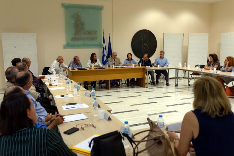Επιστολή του Δημάρχου Αμαρουσίου Θεόδωρου Αμπατζόγλου και του Προέδρου της Επιτροπής Παιδείας Αμαρουσίου Παναγιώτη Σαγρή προς τους εκπαιδευτικούς της πόλης