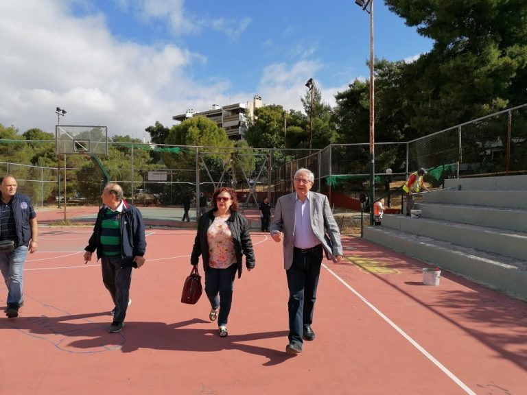 Παρουσία του Δημάρχου Αμαρουσίου Θεόδωρου Αμπατζόγλου οι εργασίες καθαριότητας και συντήρησης πρασίνου – υποδομών στην περιοχή της Νέας Λέσβου