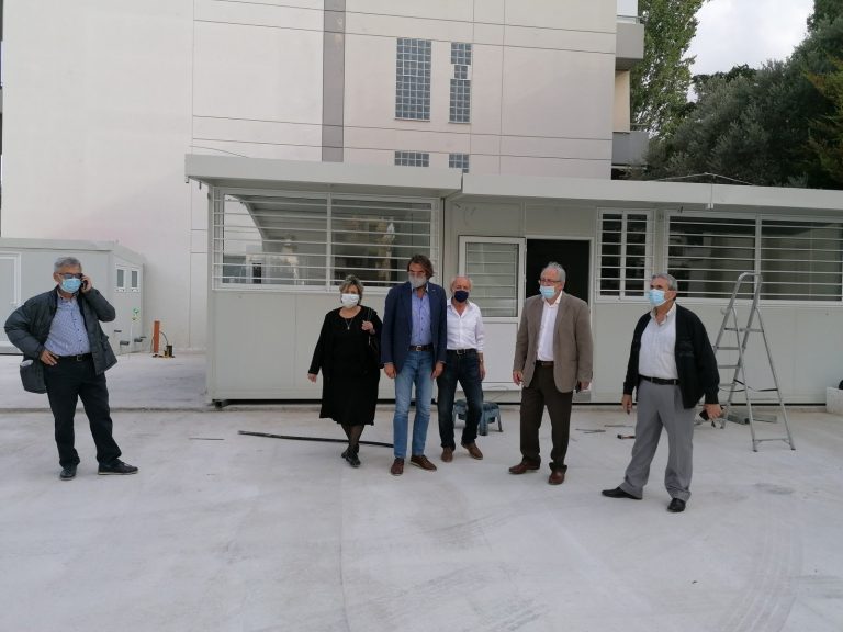 Αυτοψία του Δημάρχου Αμαρουσίου Θ. Αμπατζόγλου στα έργα εγκατάστασης σχολικών αιθουσών και διαμόρφωσης σχετικών χώρων για το θεσμό της δίχρονης προσχολικής αγωγής