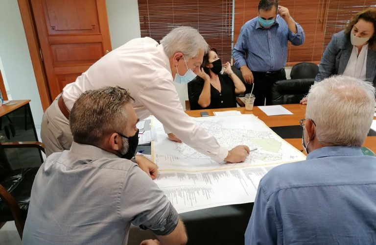 Συνάντηση του Δημάρχου Αμαρουσίου Θεόδωρου Αμπατζόγλου με τον Εξωραϊστικό Πολιτιστικό Σύλλογο Αναβρύτων «Τα Ανάβρυτα»
