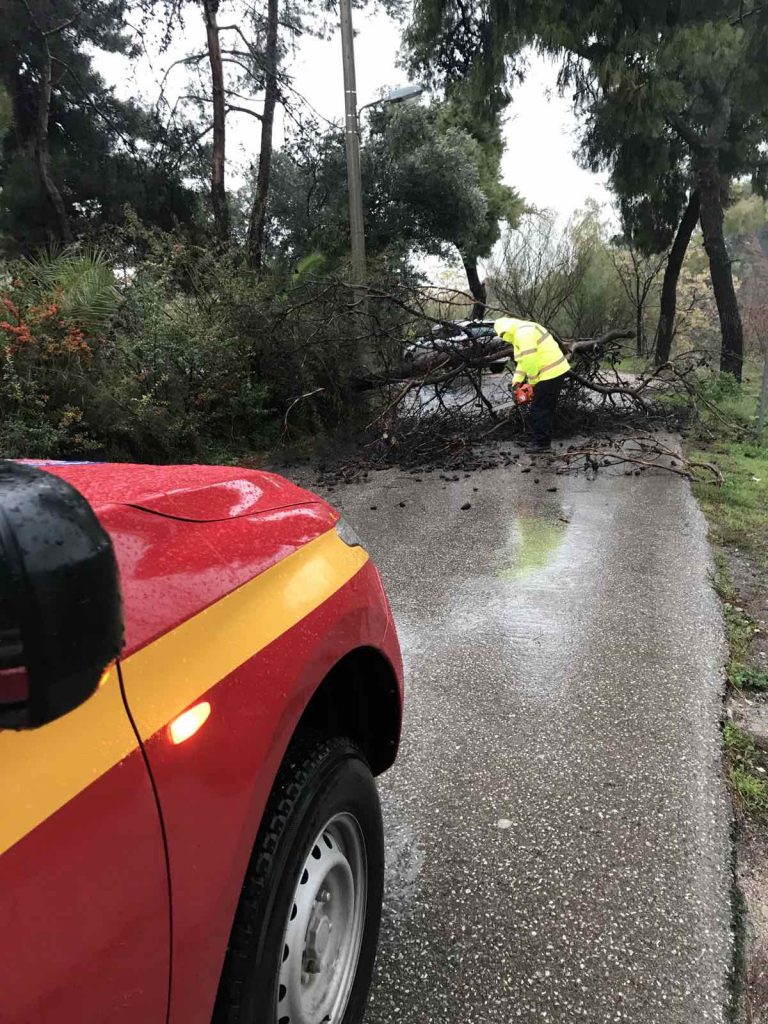 Σημαντική η συμβολή της Πολιτικής Προστασίας του Δήμου Αμαρουσίου στα πρόσφατα φαινόμενα κακοκαιρίας – Δήμος Αμαρουσίου