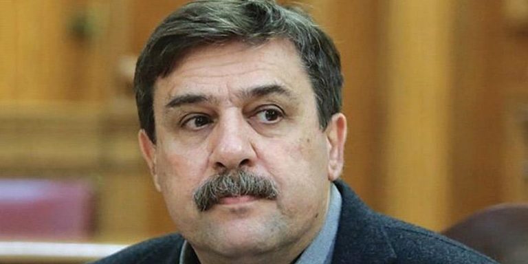 A. Ξανθός: «Από τις μεγαλοστομίες για 2 εκατ. εμβόλια το μήνα, μετά βίας στα 8.000 τη μέρα»