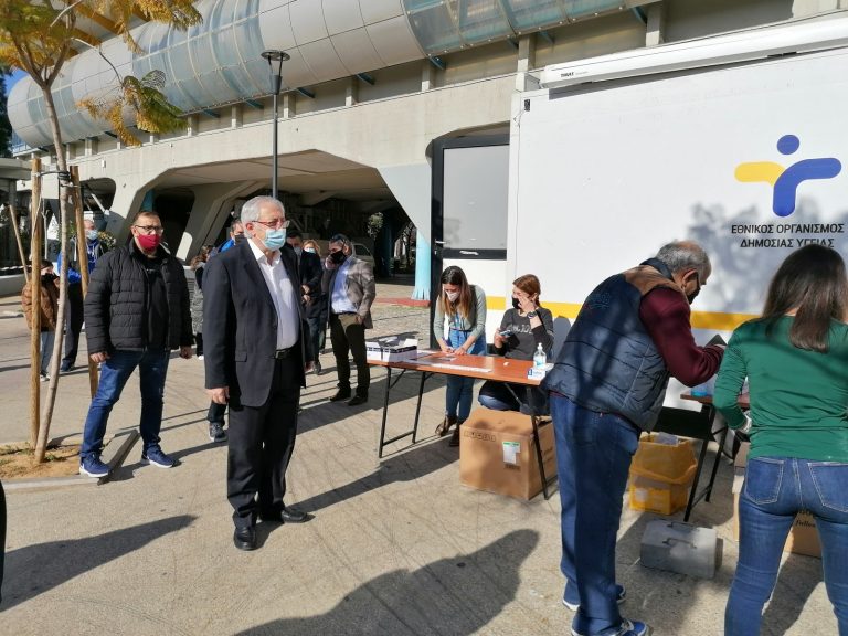 Δωρεάν τεστ ταχείας ανίχνευσης covid-19 πραγματοποιήθηκαν από τον ΕΟΔΥ και τον Δήμο Αμαρουσίου την Τρίτη 9 / 2 / 2021 – Δήμος Αμαρουσίου