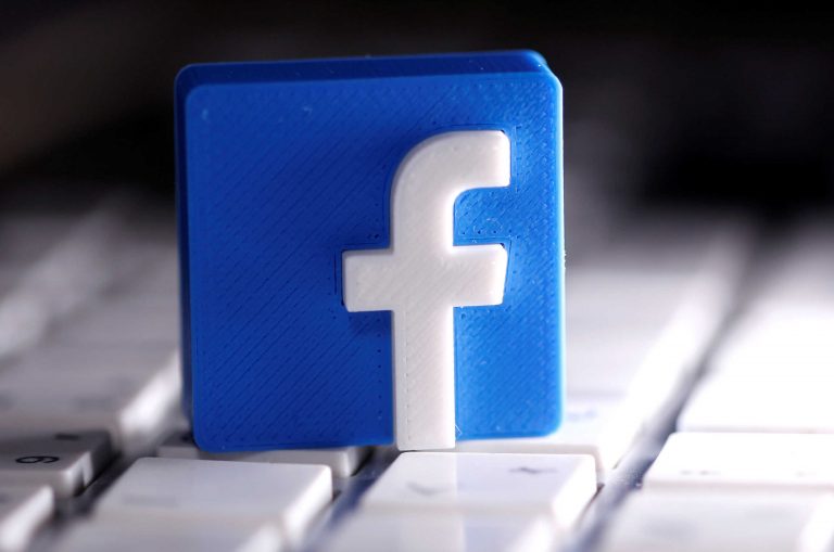 Το Facebook σχεδιάζει να αφαιρεί πλέον τις αναρτήσεις με ψευδείς ισχυρισμούς για τα εμβόλια