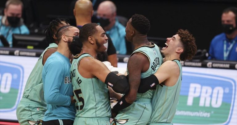 Με buzzer beater του Ροζίερ η Σάρλοτ νίκησε το Γκόλντεν Στέιτ