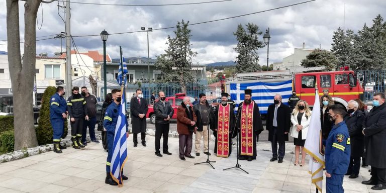 Με περιορισμένη συμμετοχή αλλά με λαμπρότητα ο εορτασμός της 25ης Μαρτίου στο Δήμο Διονύσου