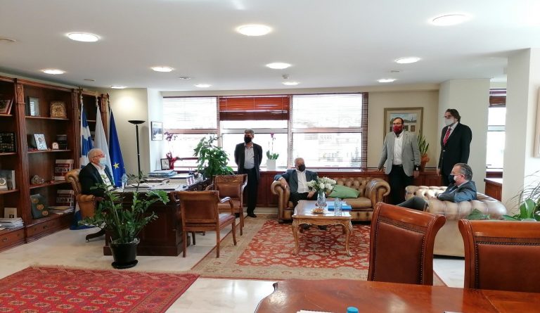 Συνάντηση του Δημάρχου Αμαρουσίου Θ. Αμπατζόγλου με τον Βουλευτή Β1 Βορείου Τομέα Αθηνών – ΝΔ Γ. Κουμουτσάκο – Δήμος Αμαρουσίου