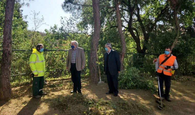 Παρουσία του Δημάρχου Αμαρουσίου Θ. Αμπατζόγλου οι εργασίες καθαριότητας και αποψιλώσεων στην περιοχή της Δωδώνης – Δήμος Αμαρουσίου