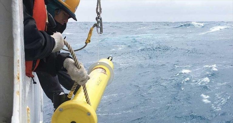 Εκατοντάδες υποβρύχια ρομπότ θα εξερευνήσουν τους ωκεανούς