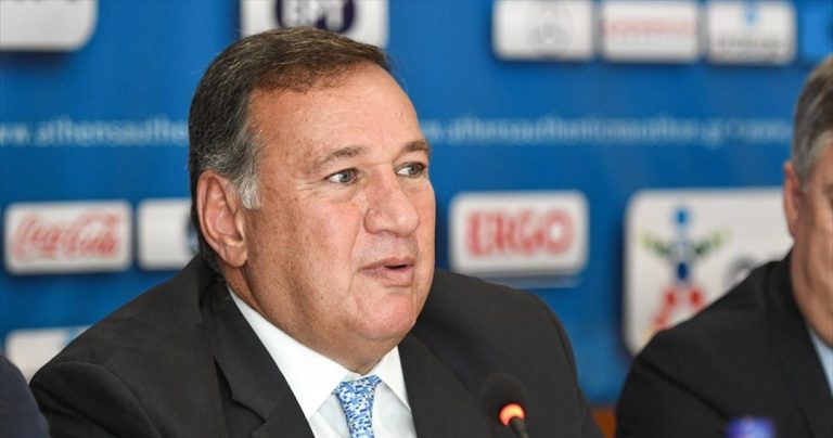 Συνάντηση του Σπύρου Καπράλου με τον υποψήφιο πρόεδρο της FINA