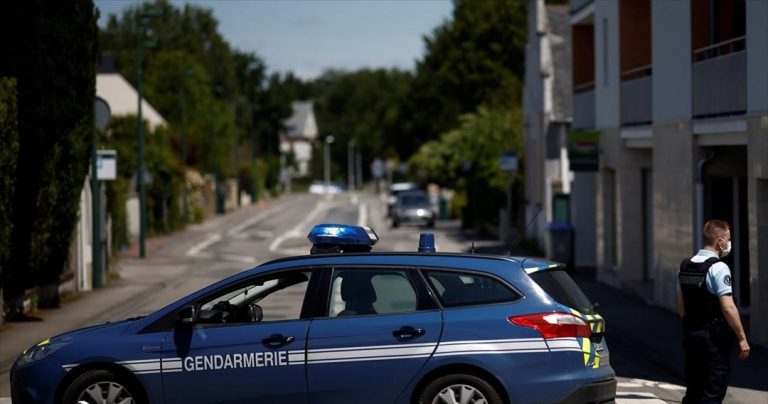 Επίθεση με μαχαίρι σε δημοτική αστυνομικό στη Νάντη