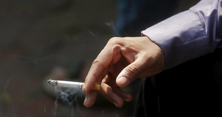Κοινό μέτωπο επιστημονικών εταιρειών και δήμου Αθήνας για την καταπολέμηση του καπνίσματος