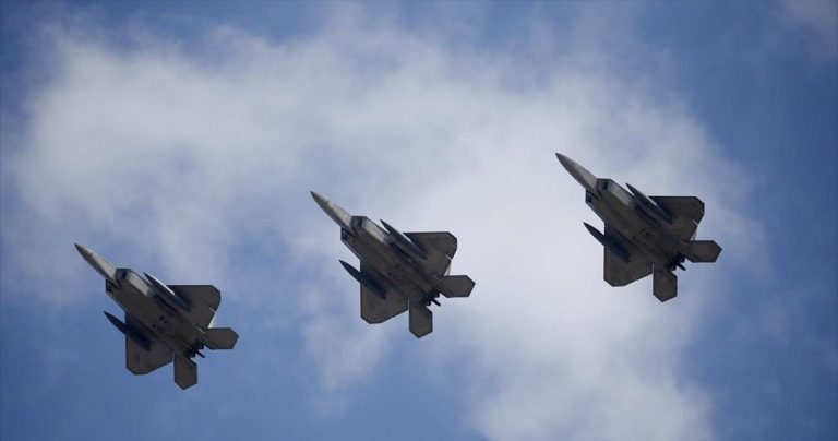 Νέα βαφή κάνει ακόμη πιο αόρατα τα αεροσκάφη stealth