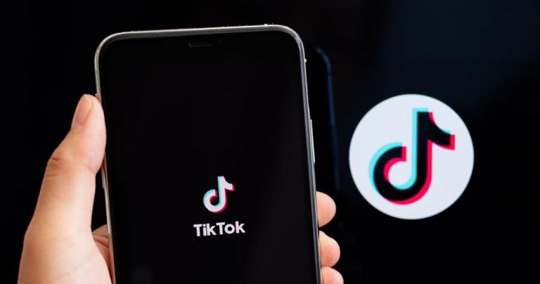 Δικαστήριο επέβαλε πρόστιμα στην Google και στο Tiktok
