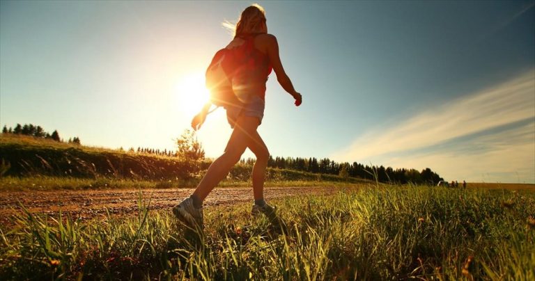 Τα 4,400 βήματα αρκούν για μια ωφέλιμη σωματική άσκηση
