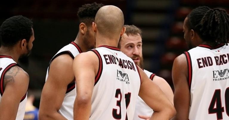 Τρίτη θέση στην Euroleague η Αρμάνι Μιλάνο