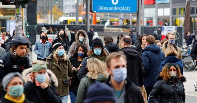 «Μη χαλαρώνετε, ο κορωνοϊός μπορεί να αντεπιτεθεί» τονίζει κορυφαίος γερμανός λοιμωξιολόγος
