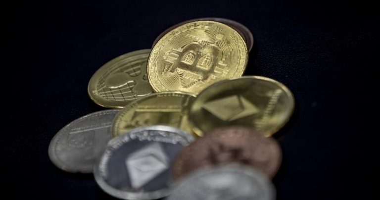 Πώς το Πεκίνο προσπαθεί να «ξεριζώσει» τα κρυπτονομίσματα από την Κίνα
