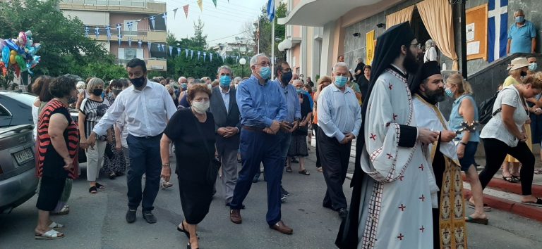 Παρουσία του Δημάρχου Αμαρουσίου Θ. Αμπατζόγλου ο εορτασμός του Ιερού Ναού Αγίων Αναργύρων Κοσμά και Δαμιανού Αμαρουσίου – Δήμος Αμαρουσίου