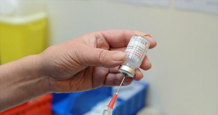 Τα εμβόλια mRNA δεν επηρεάζουν το σπέρμα 