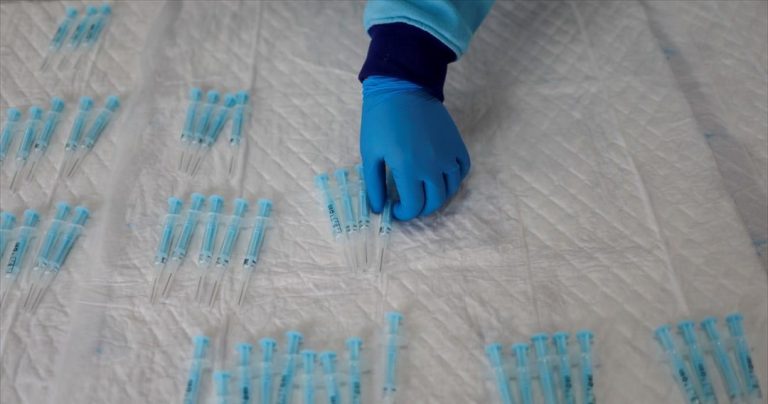 Πόσο αποτελεσματικά είναι τα εμβόλια Astrazeneca- Moderna- Pfizer έναντι των νέων στελεχών;