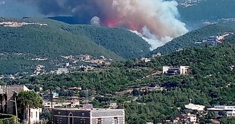 Καταστροφικές πυρκαγιές στο βόρειο τμήμα της χώρας, ένας πυροσβέστης νεκρός