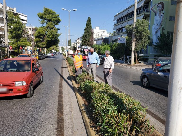 Αυτοψία του Δημάρχου Αμαρουσίου Θ. Αμπατζόγλου στις εργασίες καθαρισμού διαζώματος επί της οδού Πεντέλης – Δήμος Αμαρουσίου