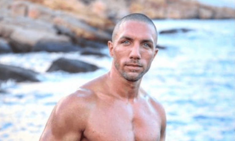 Survivor: Ο Κόρο πήγε διακοπές με την εντυπωσιακή σύντροφό του (pic)