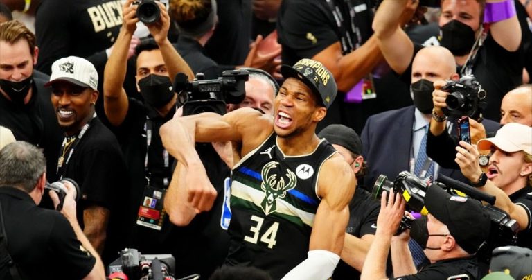 Υπόκλιση των αστέρων του NBA σε Μπακς και Γιάννη Αντετοκούνμπο