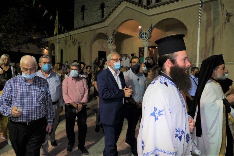 Παρουσία του Δημάρχου Αμαρουσίου Θεόδωρου Αμπατζόγλου ο εορτασμός του Αγίου Κοσμά του Αιτωλού στον ομώνυμο Ενοριακό Ιερό Ναό – Δήμος Αμαρουσίου