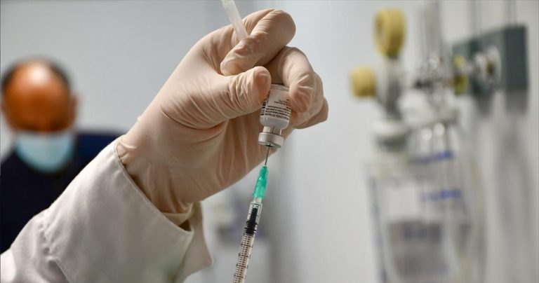 Αναστολή καθηκόντων από 1η Σεπτεμβρίου για ανεμβολίαστους εργαζόμενους στον τομέα της Υγείας