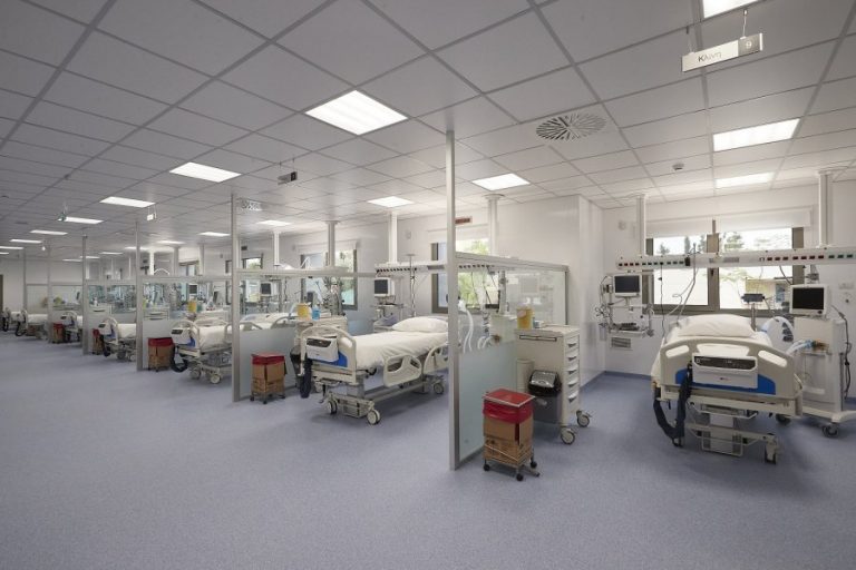 Κορονοϊός: Μόλις οι 29 από τους 338 διασωληνωμένους είναι πλήρως εμβολιασμένοι – Η ανακοίνωση του ΕΟΔΥ