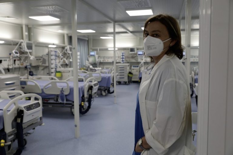 Καμπανάκι για έκρηξη κρουσμάτων – διασωληνωμένων: Ενώ άλλες χώρες βλέπουν κάμψη, εμείς βρισκόμαστε σε αύξηση – Ειδήσεις