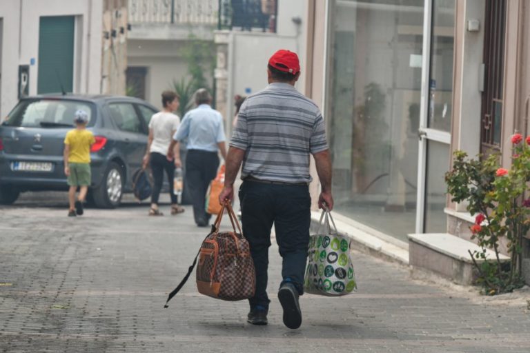 Φωτιά στην Αττική: Ανοίγουν οι κατασκηνώσεις του Αγίου Ανδρέα για τους πυρόπληκτους