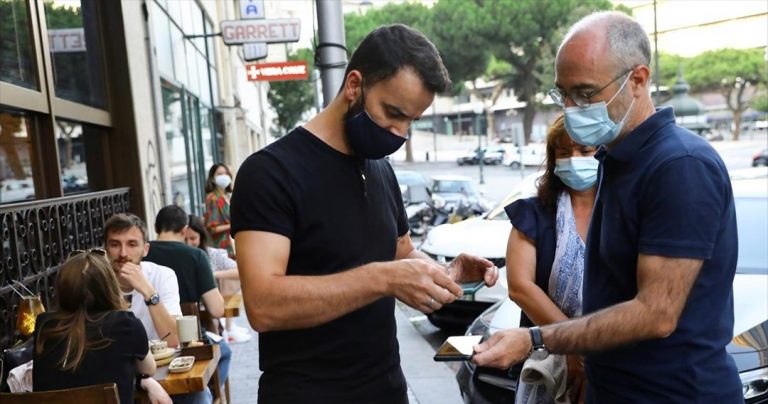 Εμβολιασμένο με τουλάχιστον μία δόση το 70% του πληθυσμού