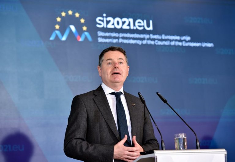 Eurogroup: Ανάγκη να συνεχιστούν τα μέτρα στήριξης της οικονομίας, αλλά με πιο στοχευμένο τρόπο