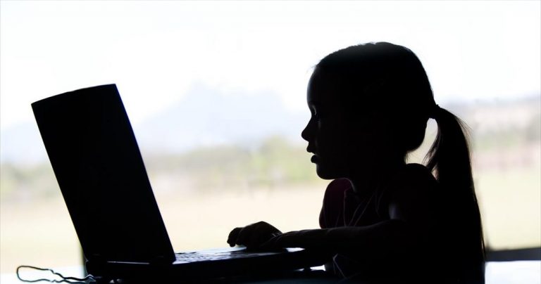 Kώδικας για «ένα καλύτερο Ίντερνετ για παιδιά» στο Ηνωμένο Βασίλειο