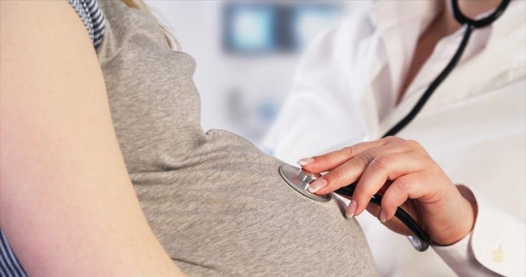 Με σχεδόν 6 εκατ. πρόωρους τοκετούς ετησίως στο κόσμο συνδέεται η ρύπανση του αέρα