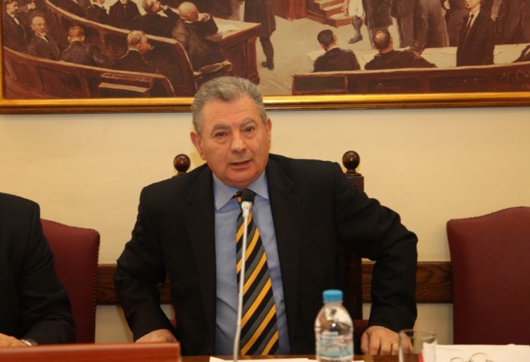 Οργή από τη σύζυγο του Σήφη Βαλυράκη για την αρχειοθέτηση της υπόθεσης