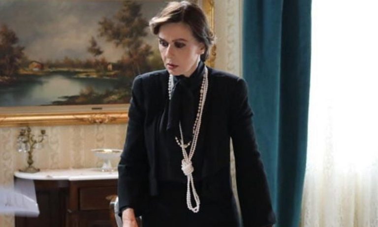Γι΄ αυτό αποχώρησε η Κάτια Δανδουλάκη από τη σειρά