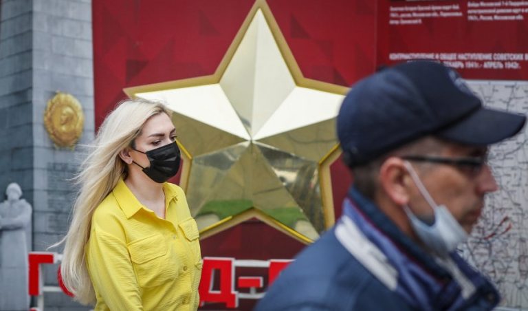 Ο κορονοϊός «σαρώνει» και πάλι στην Ευρώπη, πού αυξήθηκαν κρούσματα και θάνατοι