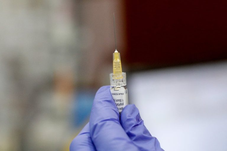 Οι ΗΠΑ θα δωρίσουν 17 εκατ. δόσεις του Johnson&Johnson στην Αφρικανική Ένωση