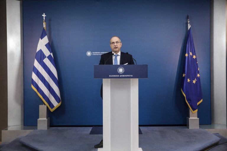 Οικονόμου: Προτεραιότητα της κυβέρνησης η προστασία των πολιτών και της περιουσίας από την κακοκαιρία
