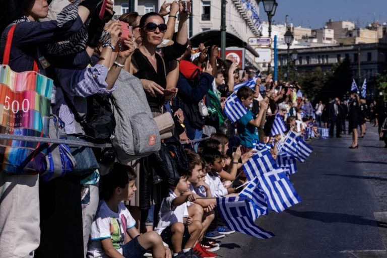 Οριστικό: Κανονικά οι παρελάσεις της 28ης Οκτωβρίου «με τήρηση των υγειονομικών μέτρων»