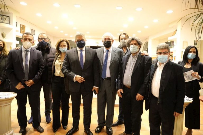 Εγκαινιάστηκε η 59η Πανελλήνια Έκθεση Κεραμεικής, στο Κέντρο Ελληνικής Κεραμικής στο Μαρούσι – Δήμος Αμαρουσίου