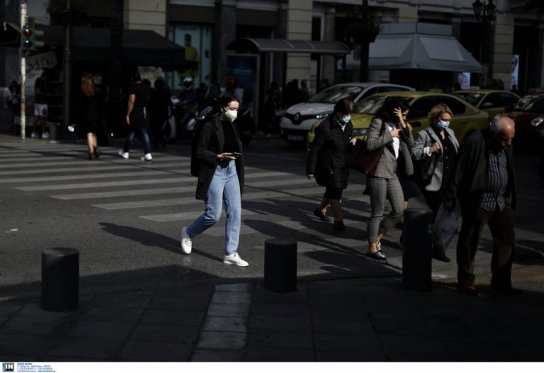 «Βόμβα» Τζανάκη για 11.000 κρούσματα στα τέλη του μήνα: «Να ακυρωθούν οι σχολικές εκδρομές»