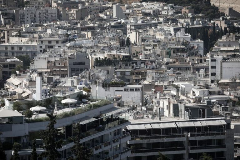 ΕΝΦΙΑ: Τον Δεκέμβριο τα αποκαλυπτήρια του νέου φόρου, τι αλλάζει